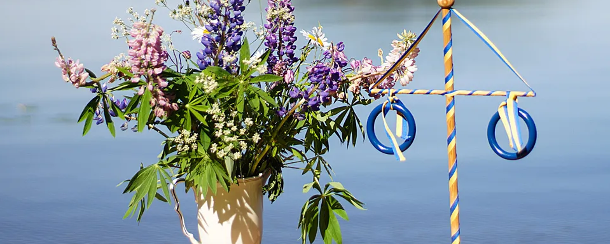 Glad Midsommar